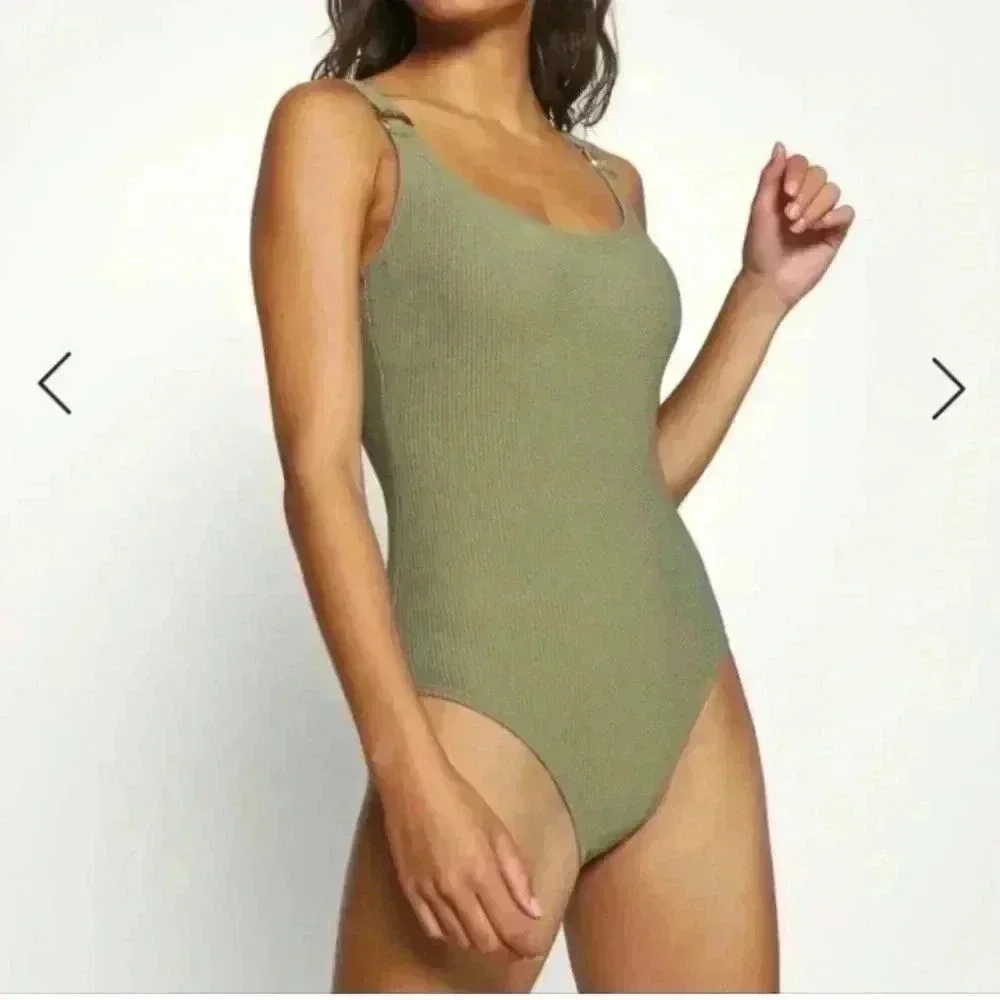 Michael Kors New Logo Ring One Piece Swimsuit Size 14